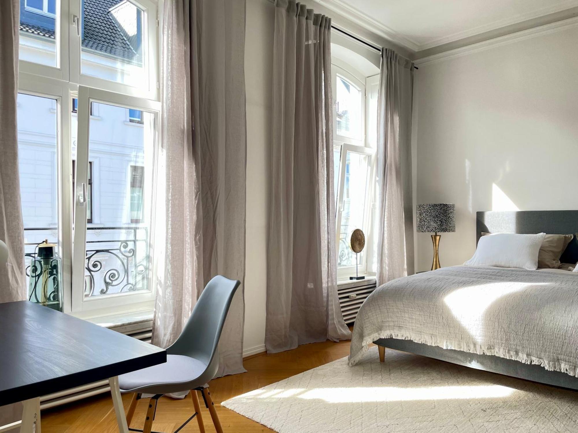 Helle Altbauwohnung Mit Balkon Im Briller Viertel Wuppertal Esterno foto